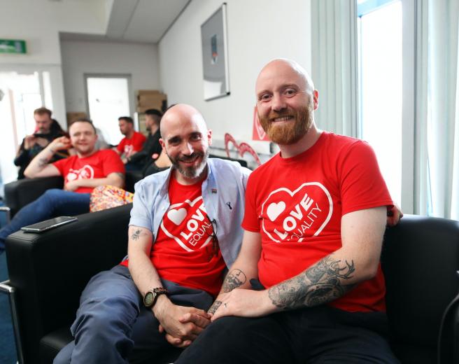婚姻平权大跃进！北爱尔兰正式通过同性婚姻合法化